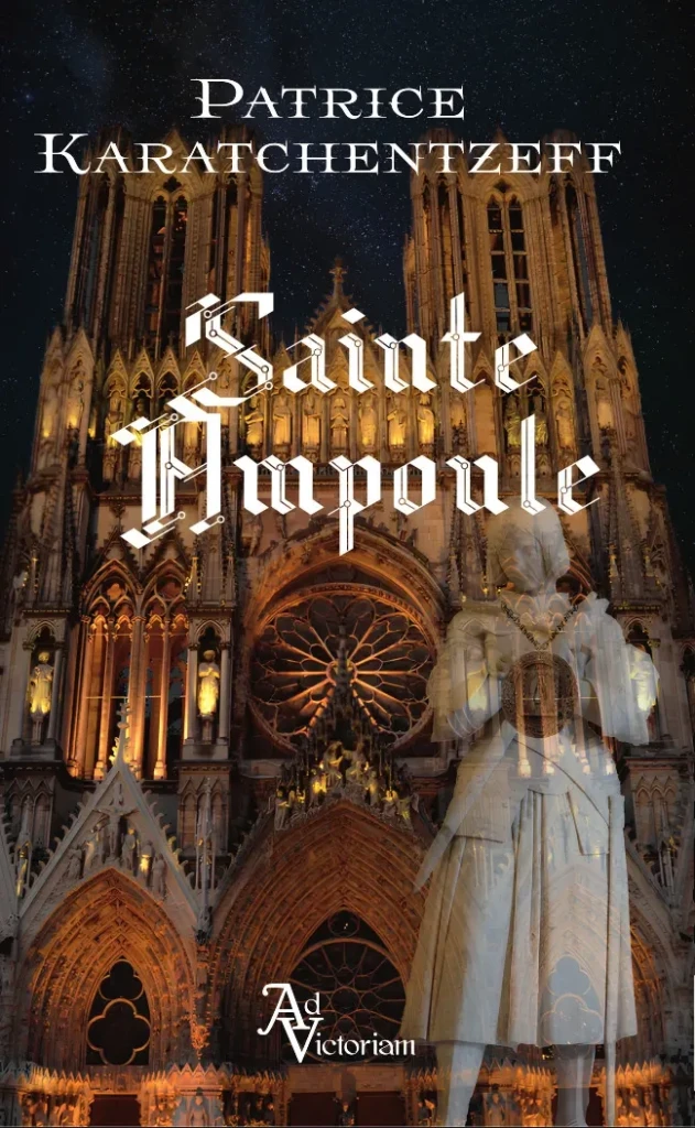 Cathédrale de Reims en arrière-plan : Jeanne d'Arc tenant la Sainte Ampoule sur son cœur en avant-plan.